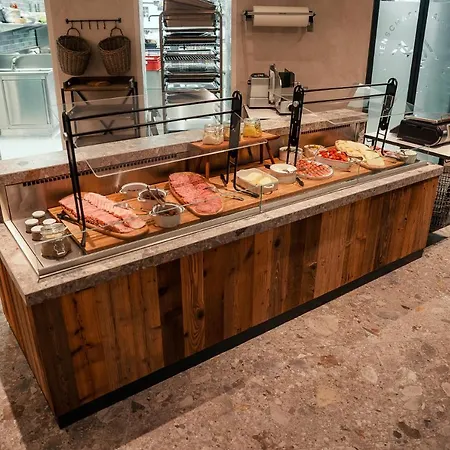 森达霍夫卡斯汀温泉酒店 度假村